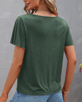 Nora | Einfarbiges T-Shirt mit V-Ausschnitt