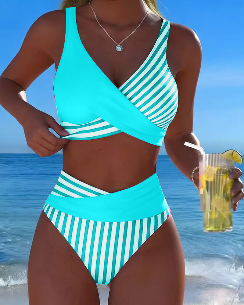Alina | Bikini mit gekreuztem Streifendruck