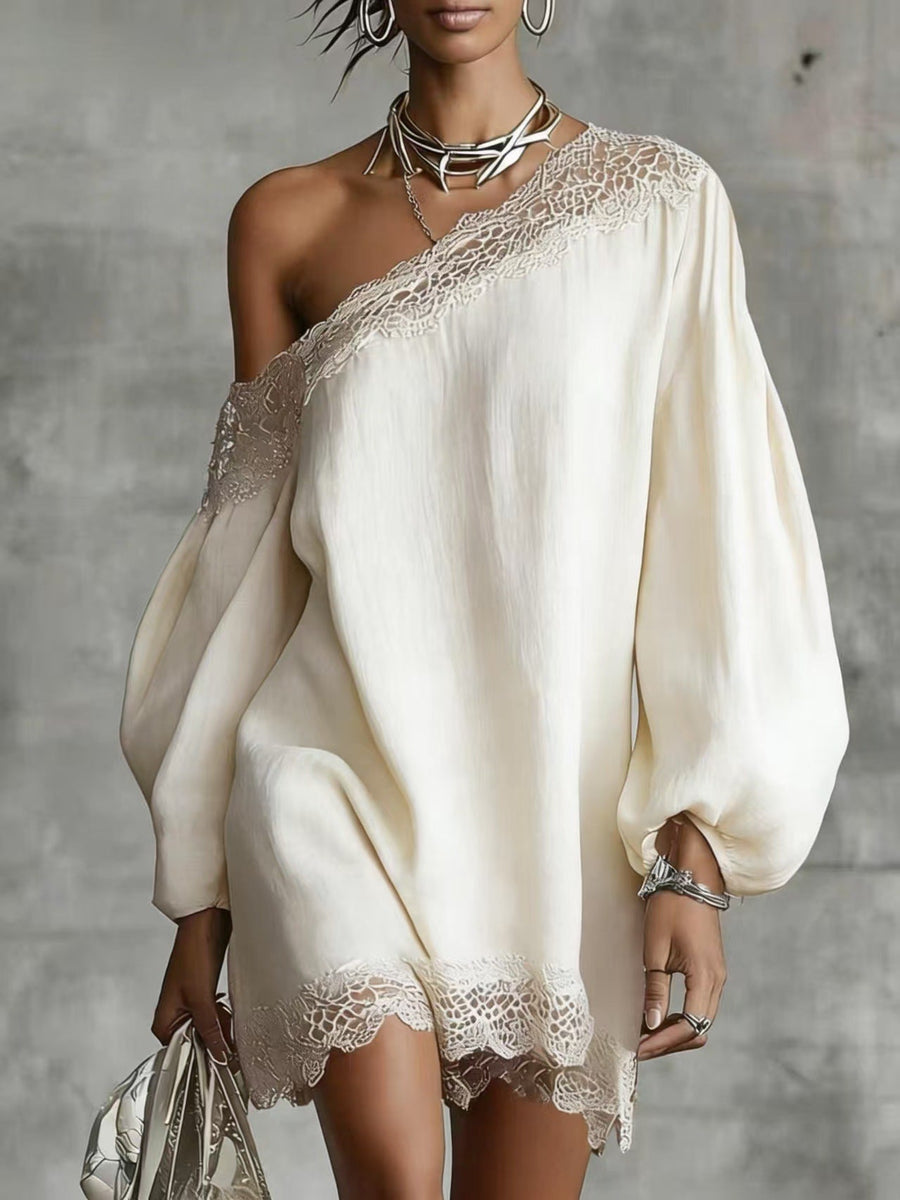 Andrea | Schulterfreies Freizeitkleid mit Spitzenbesatz