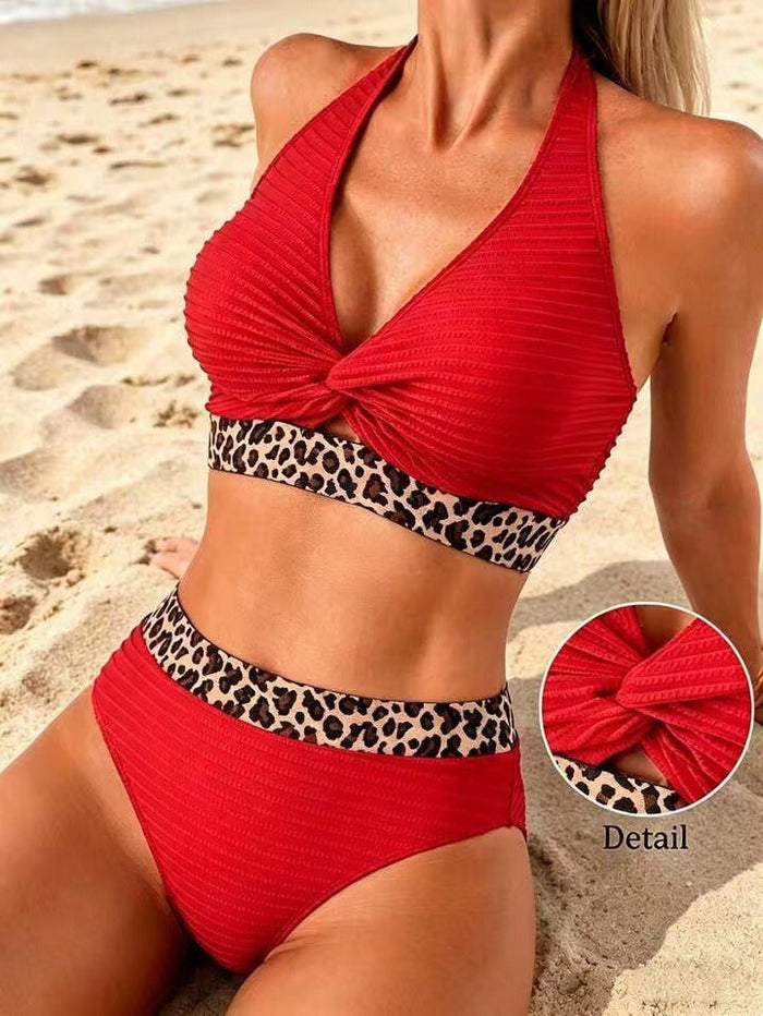 Isabelle | Gerippter Bikini mit Leo-Colorblock