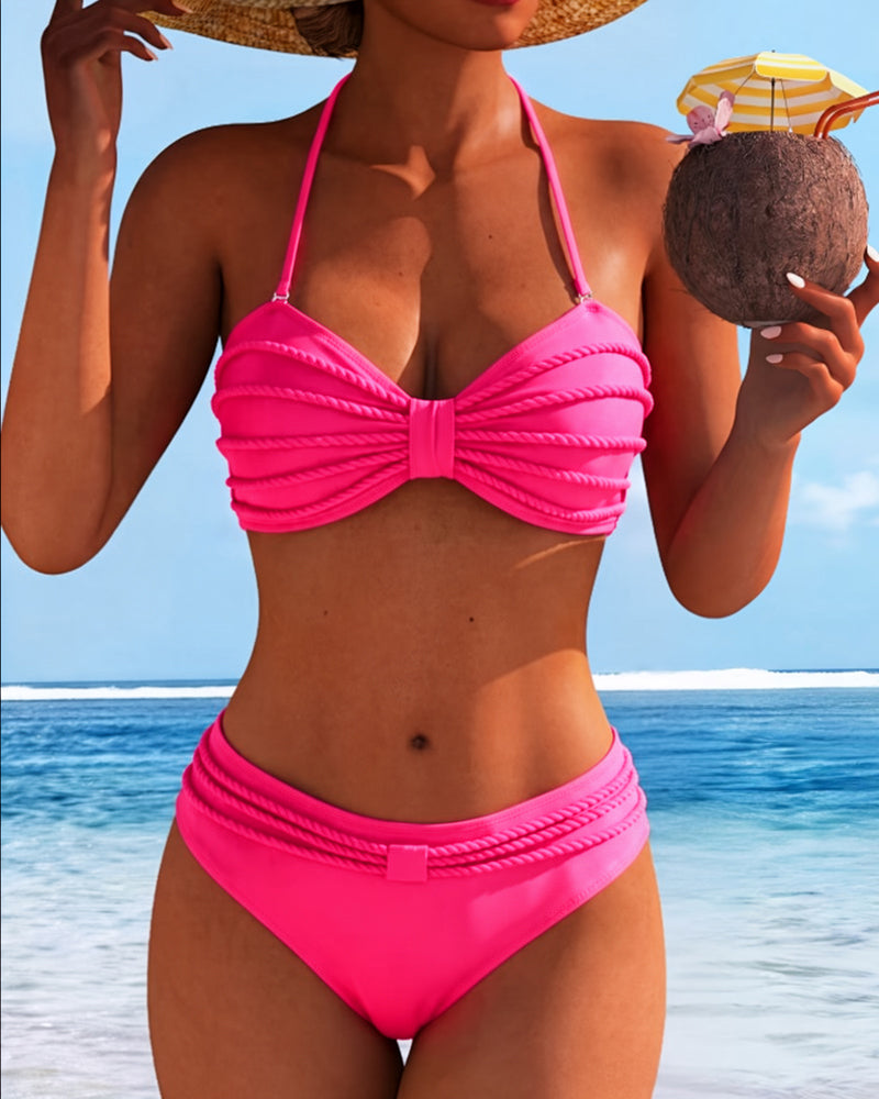 Cindy | Schlichter Bikini mit Halterausschnitt